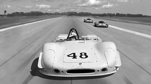 Steve McQueen racing